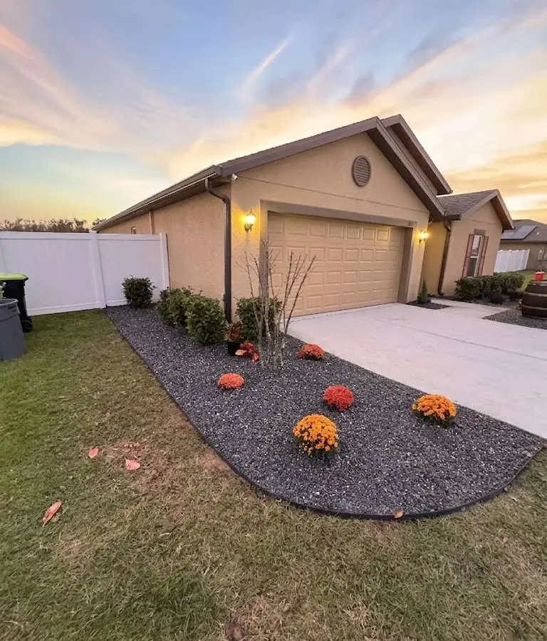 Finished landscape and hardscape project in Leesburg, FL